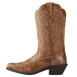 Ariat® Ladies Round Up Square Toe Vintage Bomber Brown Boots 10021620 -Ariat Shop 57 ffd929ee 8d4c 43b6 83d0 bd0993363546